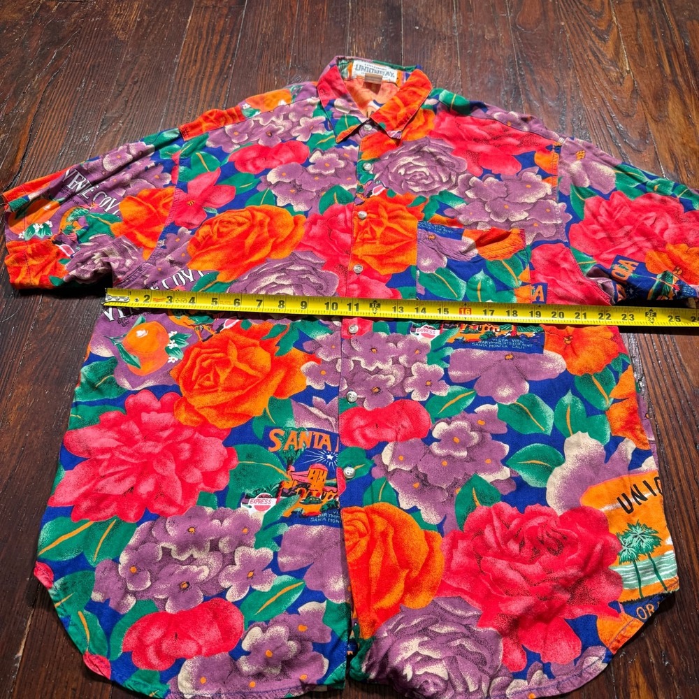 VINTAGE Unionbay Shirt Mens XL Hawaiian Hong Kong AOP Camp 100% Rayon Cali 90s - Picture 5 of 8